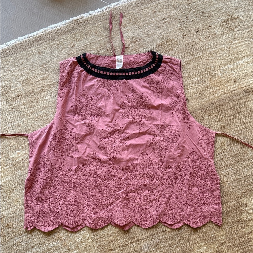 Pink Lace Sleeveless Top